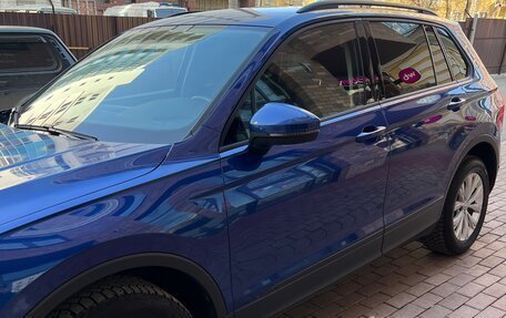 Volkswagen Tiguan II, 2020 год, 2 550 000 рублей, 2 фотография