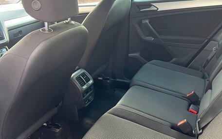 Volkswagen Tiguan II, 2020 год, 2 550 000 рублей, 11 фотография