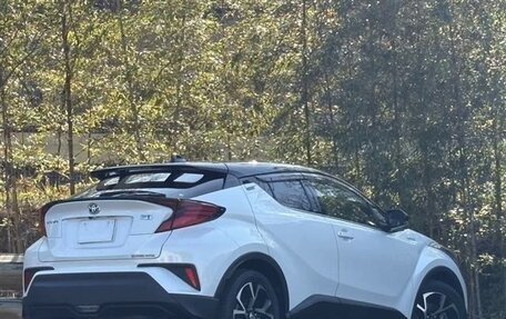 Toyota C-HR I рестайлинг, 2022 год, 1 754 000 рублей, 6 фотография