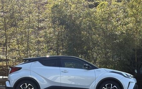 Toyota C-HR I рестайлинг, 2022 год, 1 754 000 рублей, 7 фотография