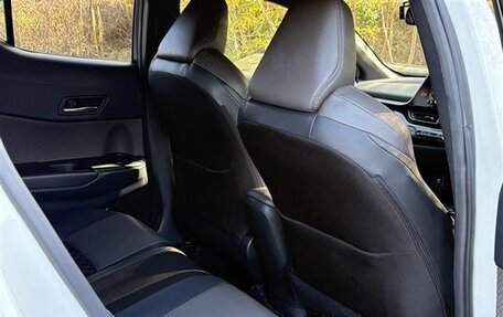 Toyota C-HR I рестайлинг, 2022 год, 1 754 000 рублей, 16 фотография