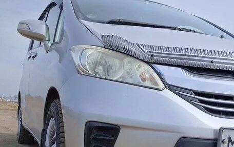 Honda Freed I, 2015 год, 1 380 000 рублей, 2 фотография