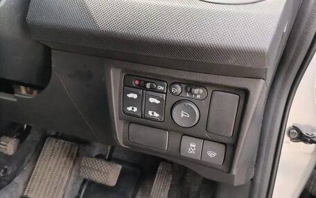 Honda Freed I, 2015 год, 1 380 000 рублей, 22 фотография