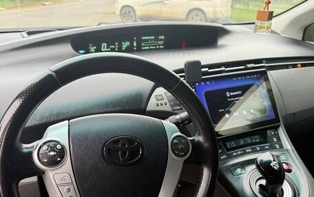 Toyota Prius, 2010 год, 1 085 000 рублей, 7 фотография