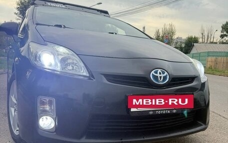 Toyota Prius, 2010 год, 1 085 000 рублей, 2 фотография