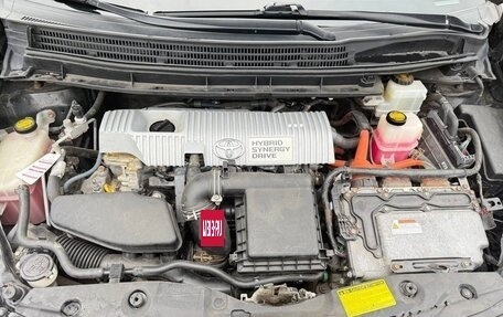 Toyota Prius, 2010 год, 1 085 000 рублей, 5 фотография