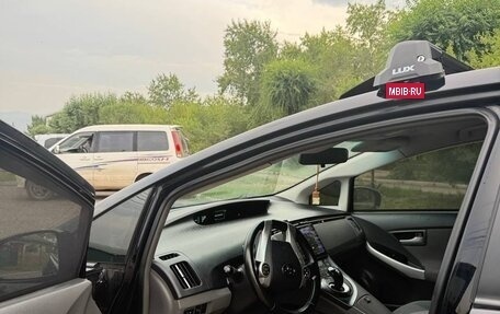 Toyota Prius, 2010 год, 1 085 000 рублей, 6 фотография