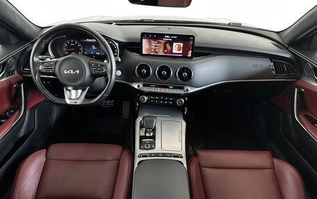 KIA Stinger I, 2023 год, 3 595 000 рублей, 11 фотография