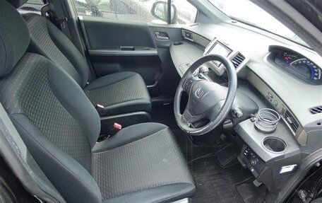 Honda Freed I, 2013 год, 697 000 рублей, 19 фотография