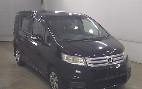 Honda Freed I, 2013 год, 697 000 рублей, 25 фотография