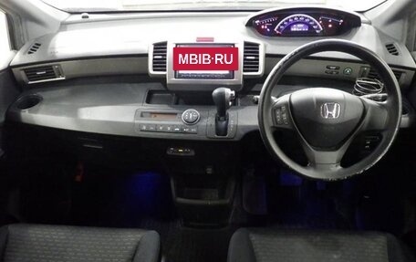 Honda Freed I, 2013 год, 697 000 рублей, 22 фотография