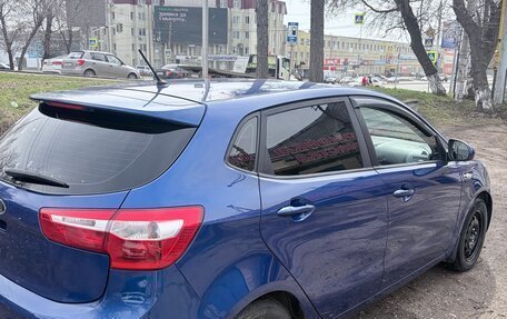 KIA Rio III рестайлинг, 2013 год, 700 000 рублей, 3 фотография