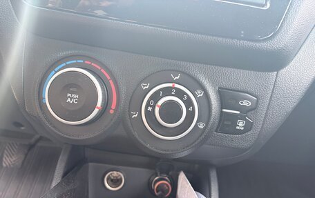 KIA Rio III рестайлинг, 2013 год, 700 000 рублей, 12 фотография