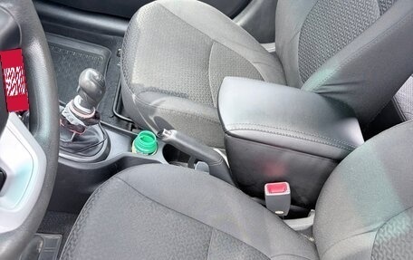 KIA Rio III рестайлинг, 2013 год, 700 000 рублей, 10 фотография