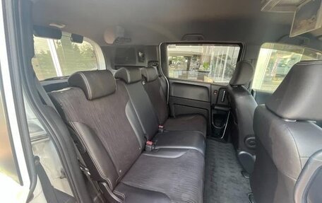 Honda Freed I, 2015 год, 1 250 000 рублей, 14 фотография