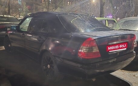 Mercedes-Benz C-Класс, 1997 год, 250 000 рублей, 13 фотография