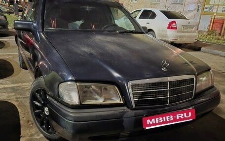Mercedes-Benz C-Класс, 1997 год, 250 000 рублей, 11 фотография
