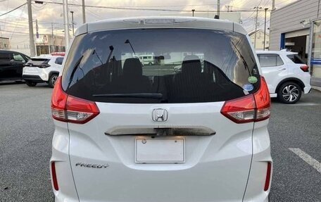 Honda Freed II, 2022 год, 1 405 000 рублей, 6 фотография