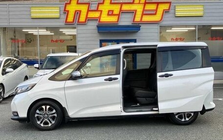 Honda Freed II, 2022 год, 1 405 000 рублей, 8 фотография