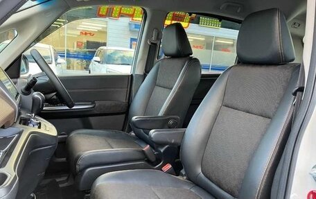 Honda Freed II, 2022 год, 1 405 000 рублей, 10 фотография