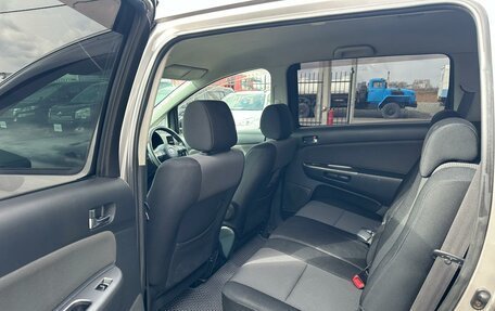 Toyota Wish II, 2006 год, 929 000 рублей, 17 фотография