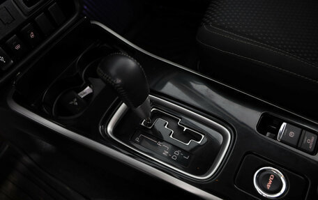 Mitsubishi Outlander III рестайлинг 3, 2019 год, 1 949 000 рублей, 12 фотография