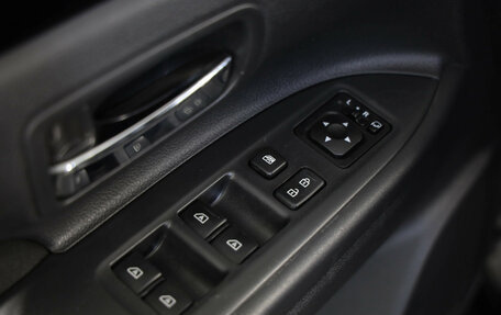 Mitsubishi Outlander III рестайлинг 3, 2019 год, 1 949 000 рублей, 18 фотография