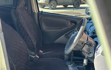 Toyota Vitz, 2002 год, 389 000 рублей, 23 фотография