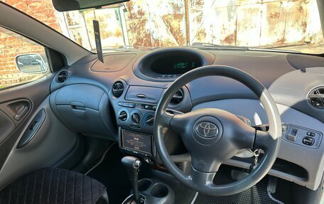 Toyota Vitz, 2002 год, 389 000 рублей, 24 фотография