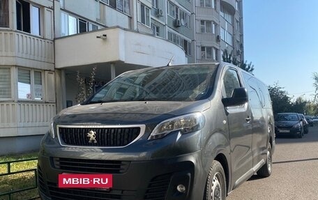 Peugeot Expert, 2018 год, 2 200 000 рублей, 9 фотография
