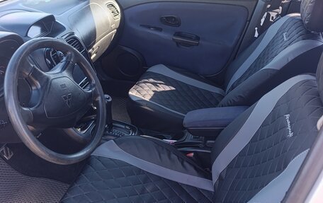 Mitsubishi Carisma I, 2001 год, 330 000 рублей, 5 фотография