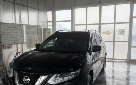 Nissan X-Trail, 2017 год, 1 850 000 рублей, 2 фотография