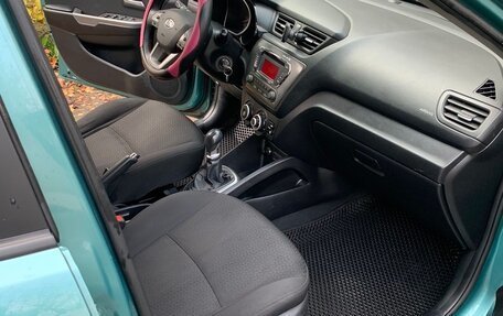 KIA Rio III рестайлинг, 2013 год, 720 000 рублей, 7 фотография