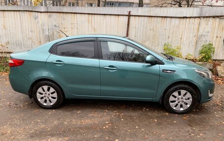 KIA Rio III рестайлинг, 2013 год, 720 000 рублей, 10 фотография