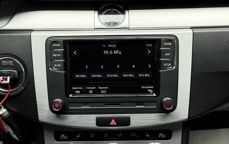 Volkswagen Passat CC I рестайлинг, 2012 год, 1 349 000 рублей, 15 фотография