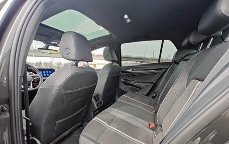 Volkswagen Golf VIII, 2023 год, 1 785 080 рублей, 15 фотография