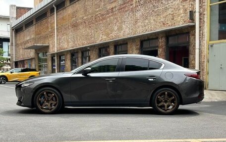 Mazda 3, 2022 год, 1 600 000 рублей, 3 фотография