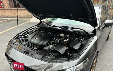 Mazda 3, 2022 год, 1 600 000 рублей, 12 фотография