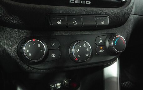 KIA cee'd III, 2017 год, 1 341 000 рублей, 13 фотография