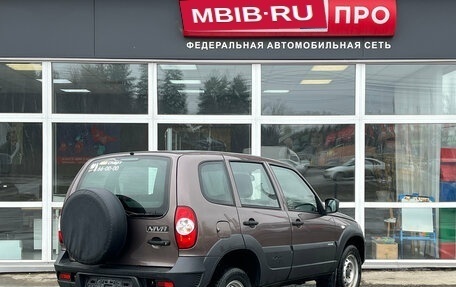 Chevrolet Niva I рестайлинг, 2018 год, 650 000 рублей, 4 фотография