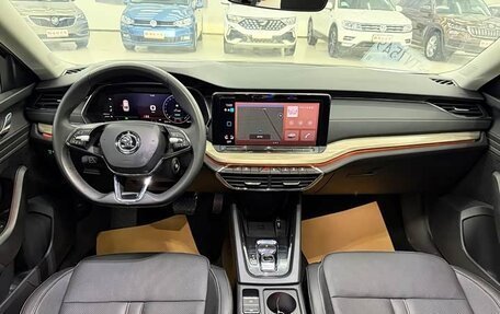 Skoda Octavia IV, 2021 год, 1 750 000 рублей, 8 фотография