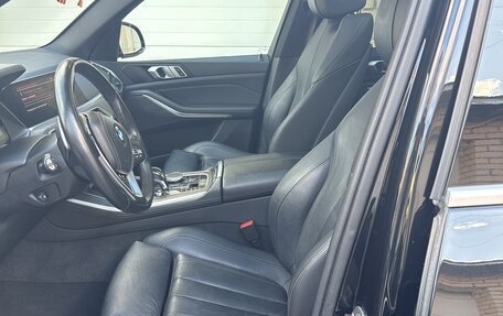 BMW X5, 2019 год, 5 900 000 рублей, 4 фотография