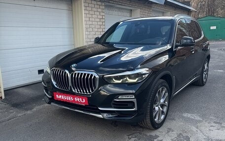BMW X5, 2019 год, 5 900 000 рублей, 2 фотография