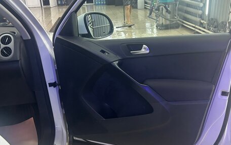 Volkswagen Tiguan II, 2016 год, 1 900 000 рублей, 16 фотография