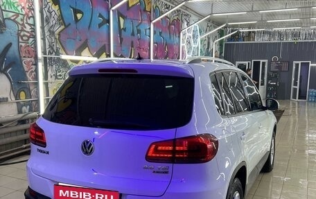 Volkswagen Tiguan II, 2016 год, 1 900 000 рублей, 12 фотография