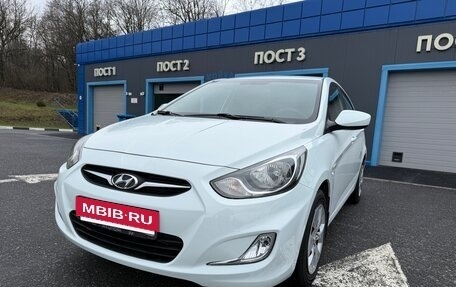 Hyundai Solaris II рестайлинг, 2012 год, 850 000 рублей, 11 фотография