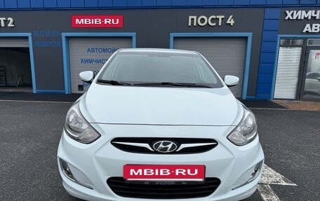 Hyundai Solaris II рестайлинг, 2012 год, 850 000 рублей, 10 фотография