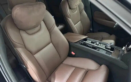 Volvo XC60 II, 2022 год, 4 760 018 рублей, 12 фотография