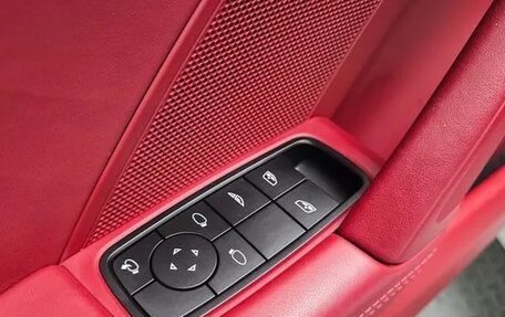 Porsche 911, 2024 год, 18 090 000 рублей, 12 фотография