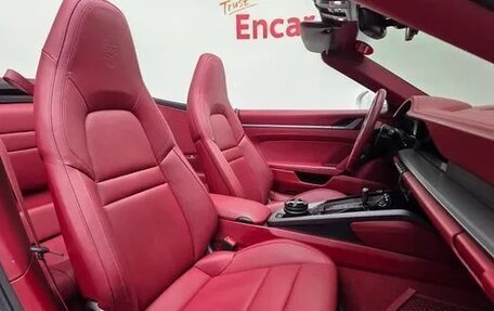 Porsche 911, 2024 год, 18 090 000 рублей, 10 фотография